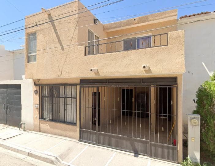 Casa en Calle Cecilia 423, Rincón San Antonio Gómez Palacio, Durango - 1