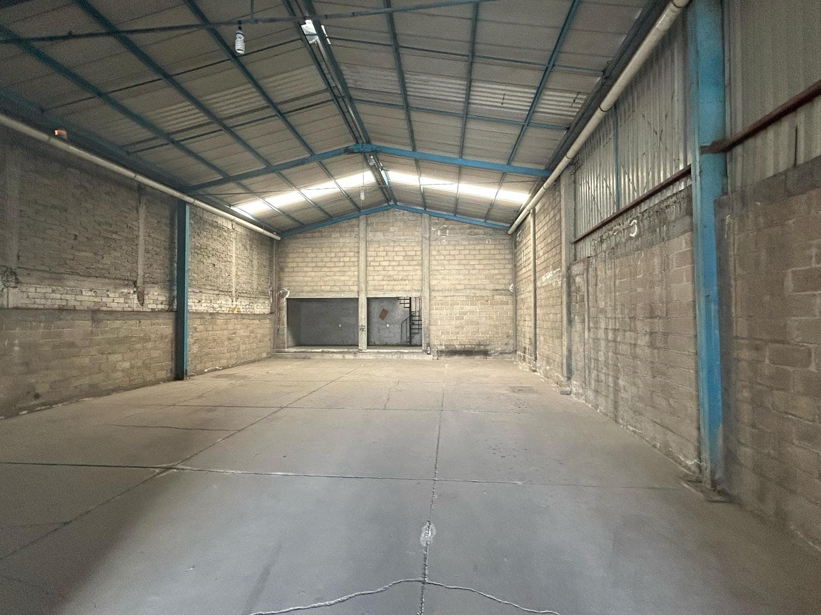 Bodega en Renta 280 m2 en San Mateo Atenco, Edoméx - 1