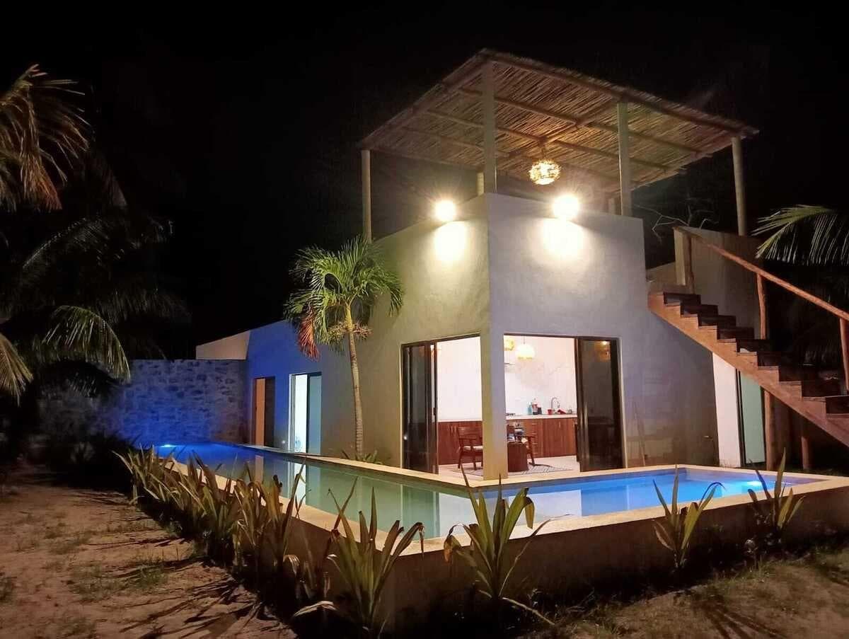 CASA EN VENTA SAN CRISANTO - 1