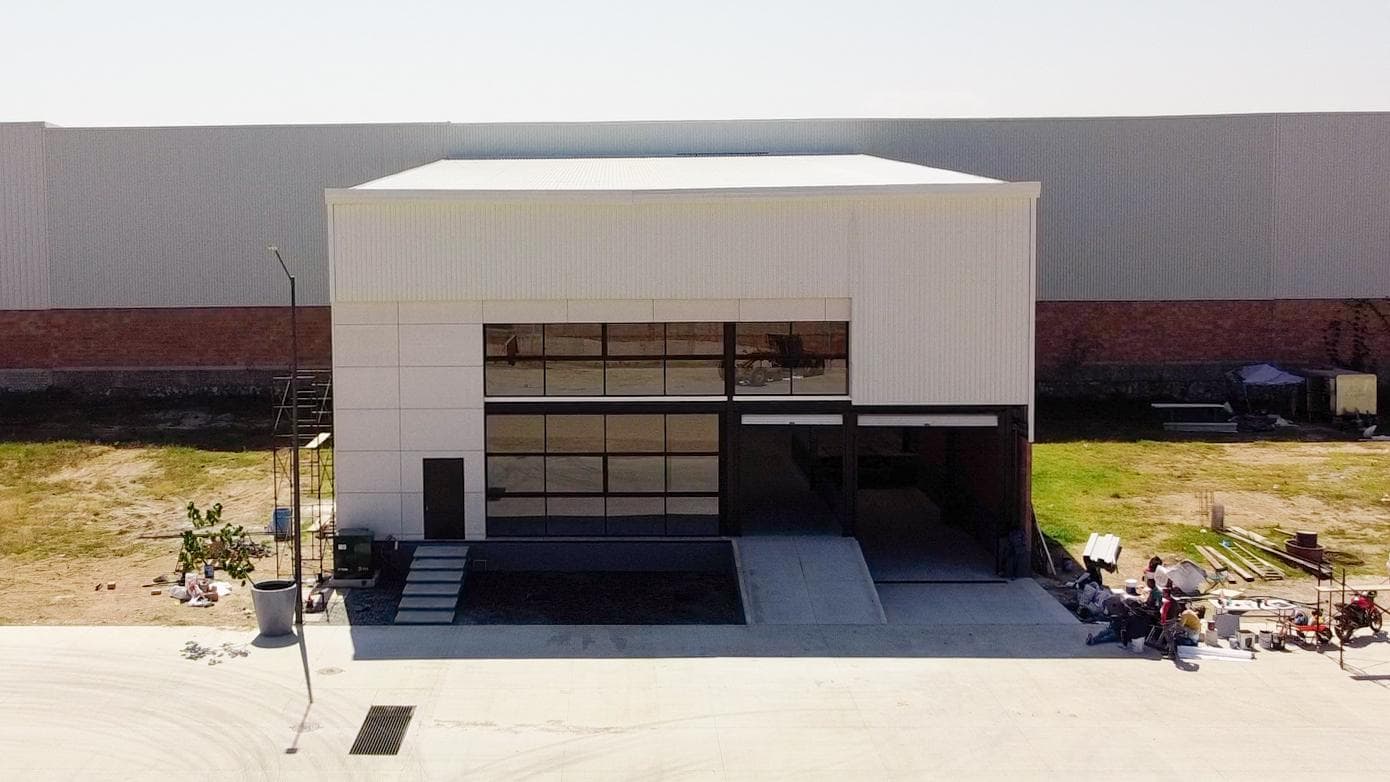 BODEGA INDUSTRIAL EN VENTA - MCALLEN, TEXAS - 1