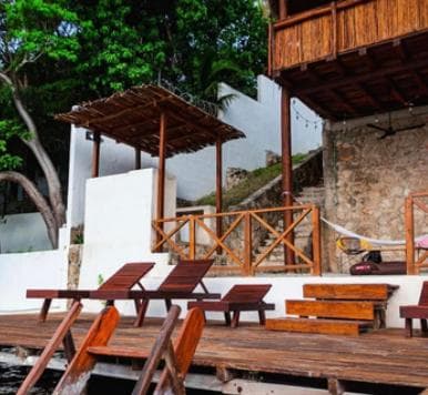 Venta Casa Flores de Mayo: Cabañas boutique frente a la Laguna de los Siete Colores en Bacalar - 1