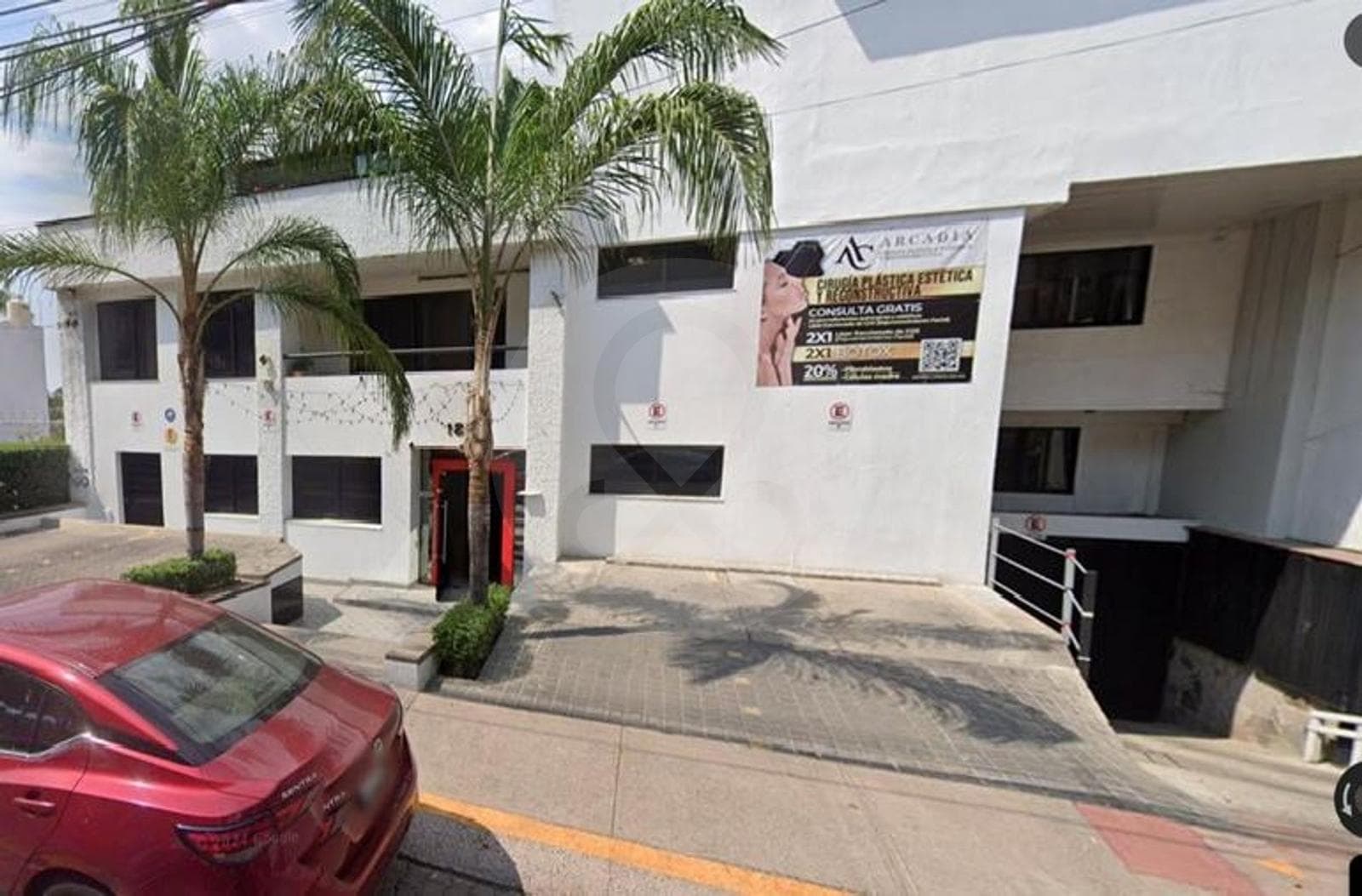 OFICINA 14 EN RENTA EN AV TESORO TLAQUEPAQUE - 1