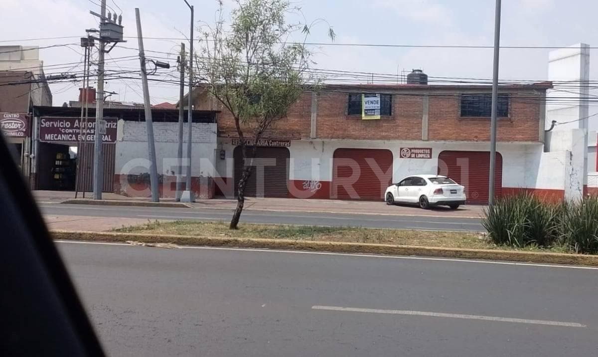 VENTA TERRENO CON 2 LOCALES - 1