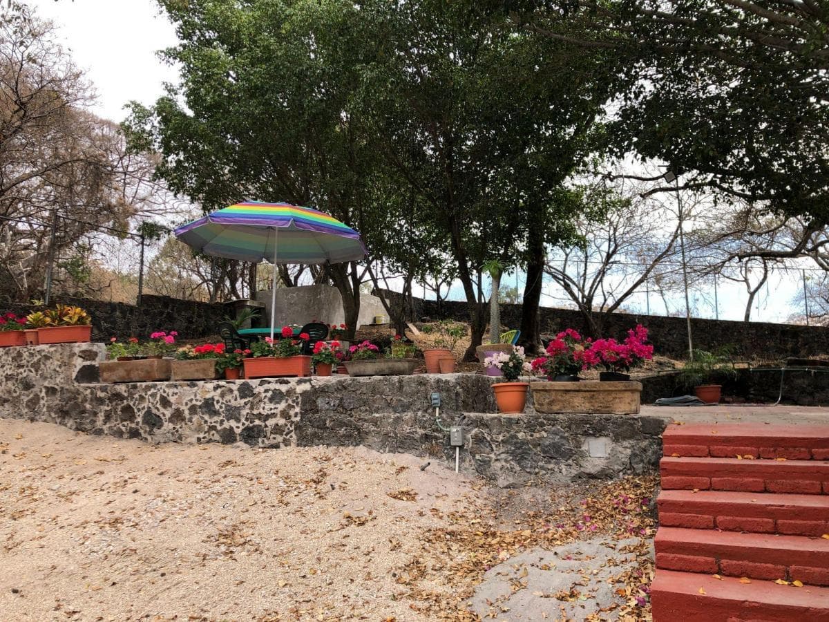 Casa sola en venta, un nivel, Santiago Tepetlapa, Tepoztlan, Morelos - 1