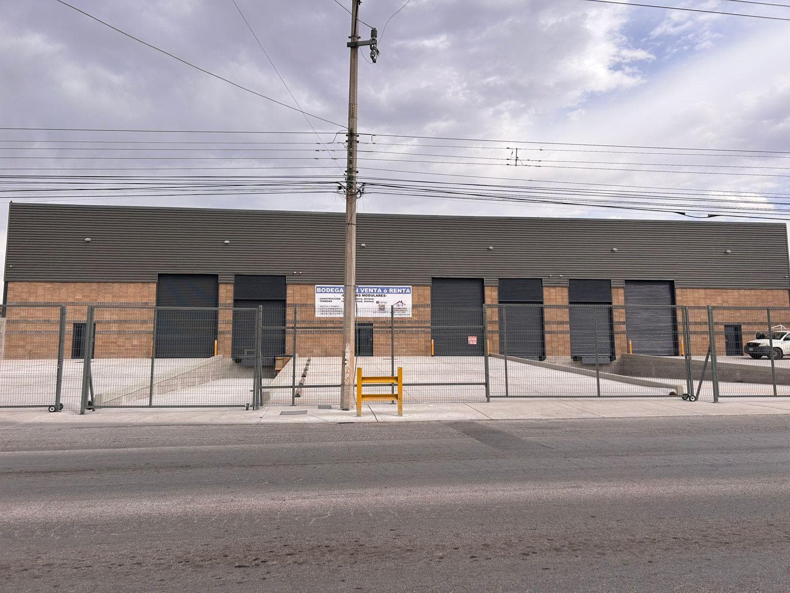 Bodega Industrial en Col. Palestina,Chihuahua,Chih. - 1