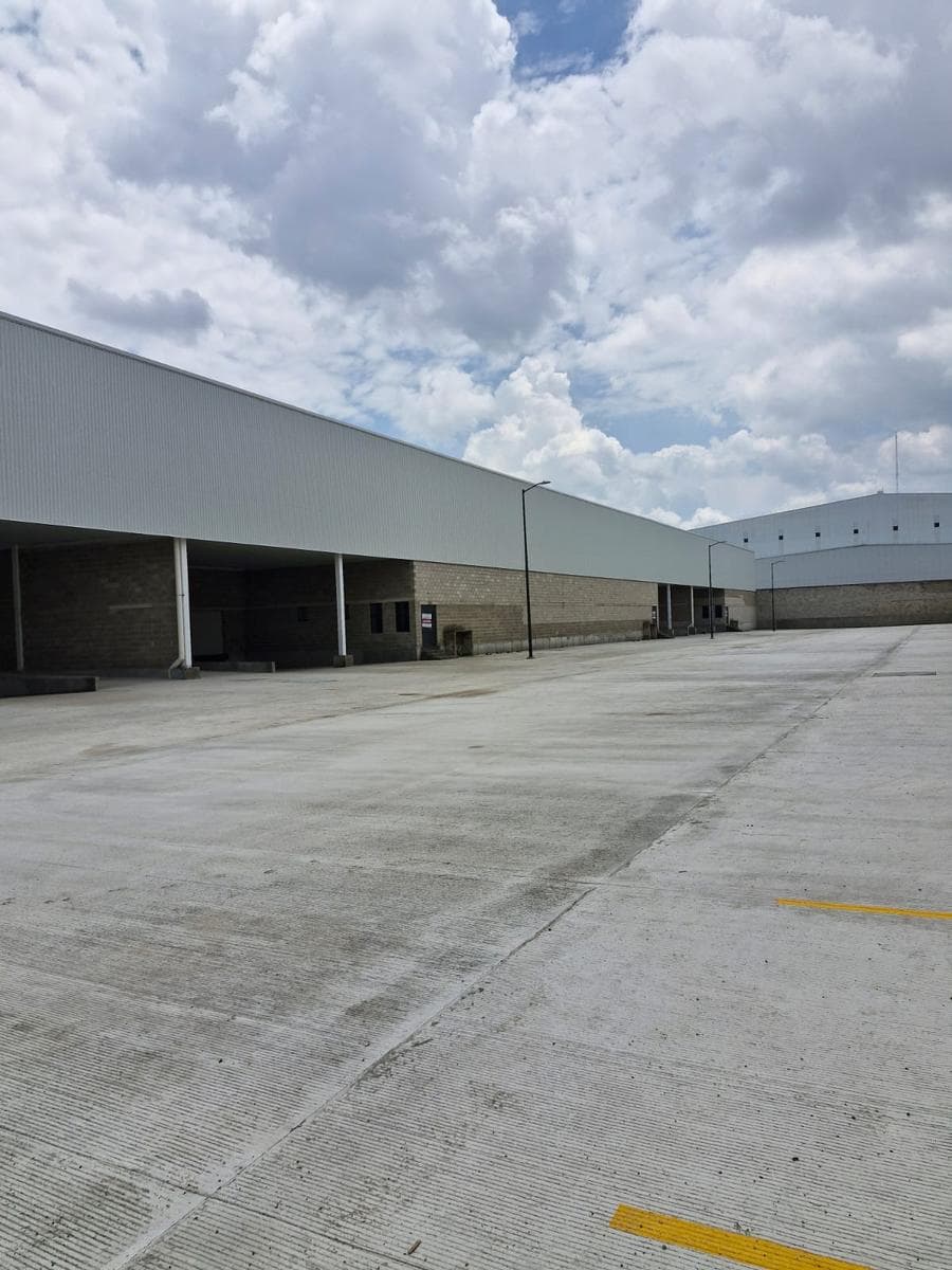 Se renta Bodega Industrial en Zona de la Llave, Tlaquepaque, jal - 1