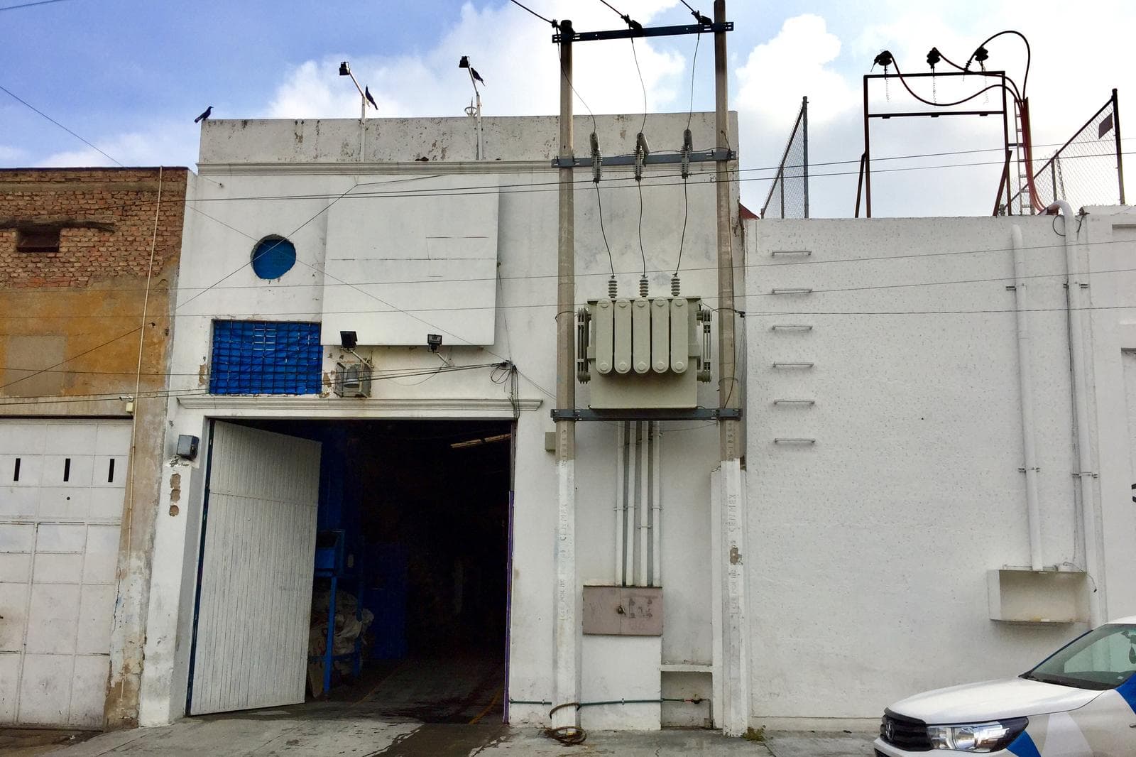 Bodega en venta, Col. Real, 495 M2 construcción, a 10 min del centro de Guadalajara - 1