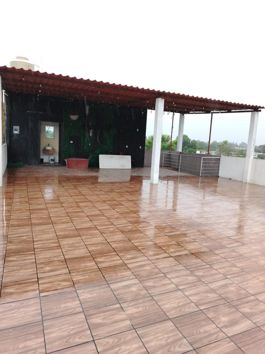Renta de Terraza Comercial en 2o. Piso en Muro Boulevard en Tuxtepec Oaxaca. - 1