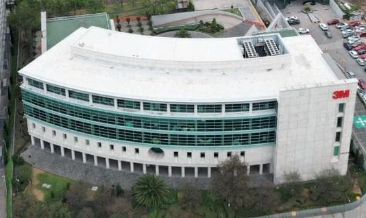 Oficina en RENTA (ZEDEC) - 1