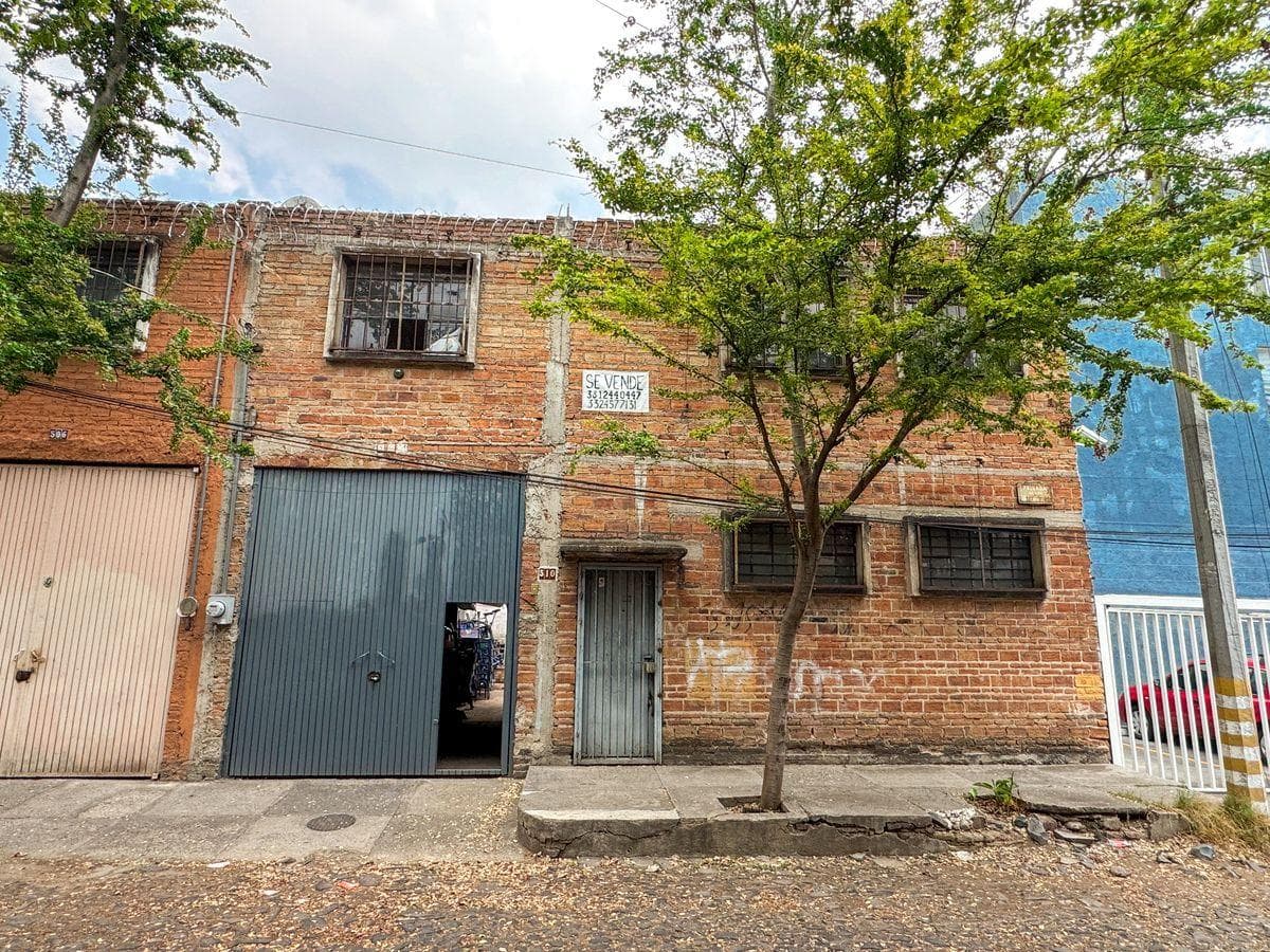 BODEGA INDUSTRIAL EN VENTA – LOMAS DEL ALAMO, TLAQUEPAQUE - 1