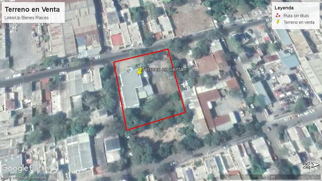 Terreno en Venta en esquina 2000 metros Centro de San Nicolas de los Garza N.L. - 1