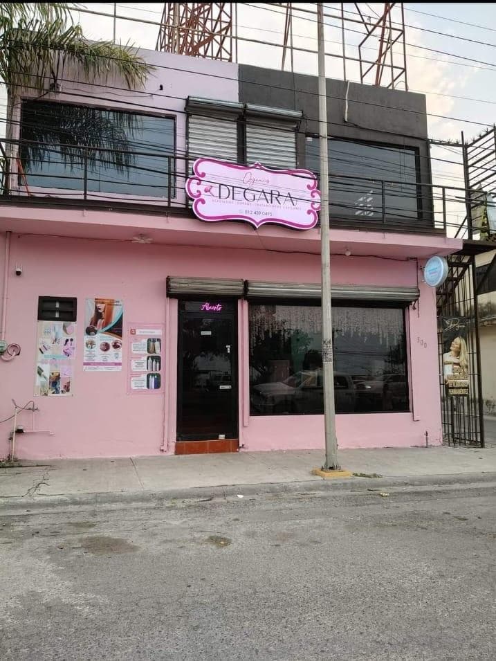 Local en Venta sobre Avenida Eloy Cavazos, Guadalupe - 1
