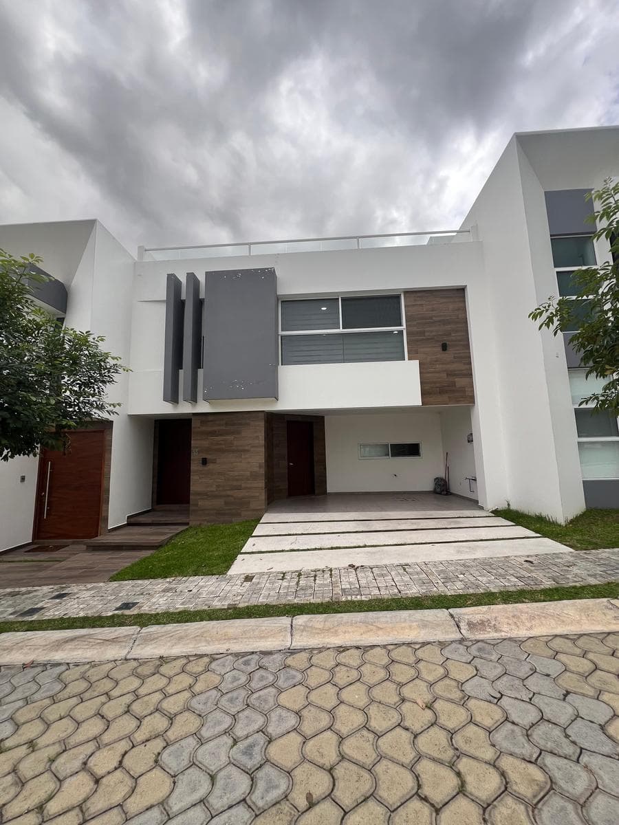 Casa en Renta en Parque Aguascalientes III - 1