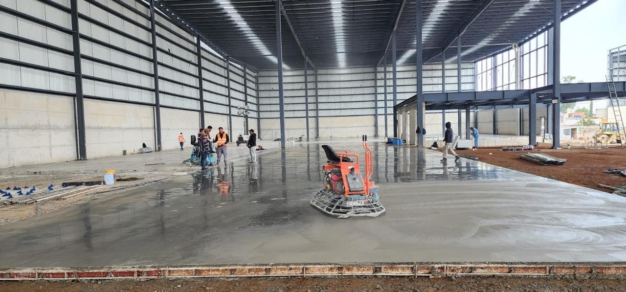 Bodega en renta de 1,981 m² en Tultepec - 1