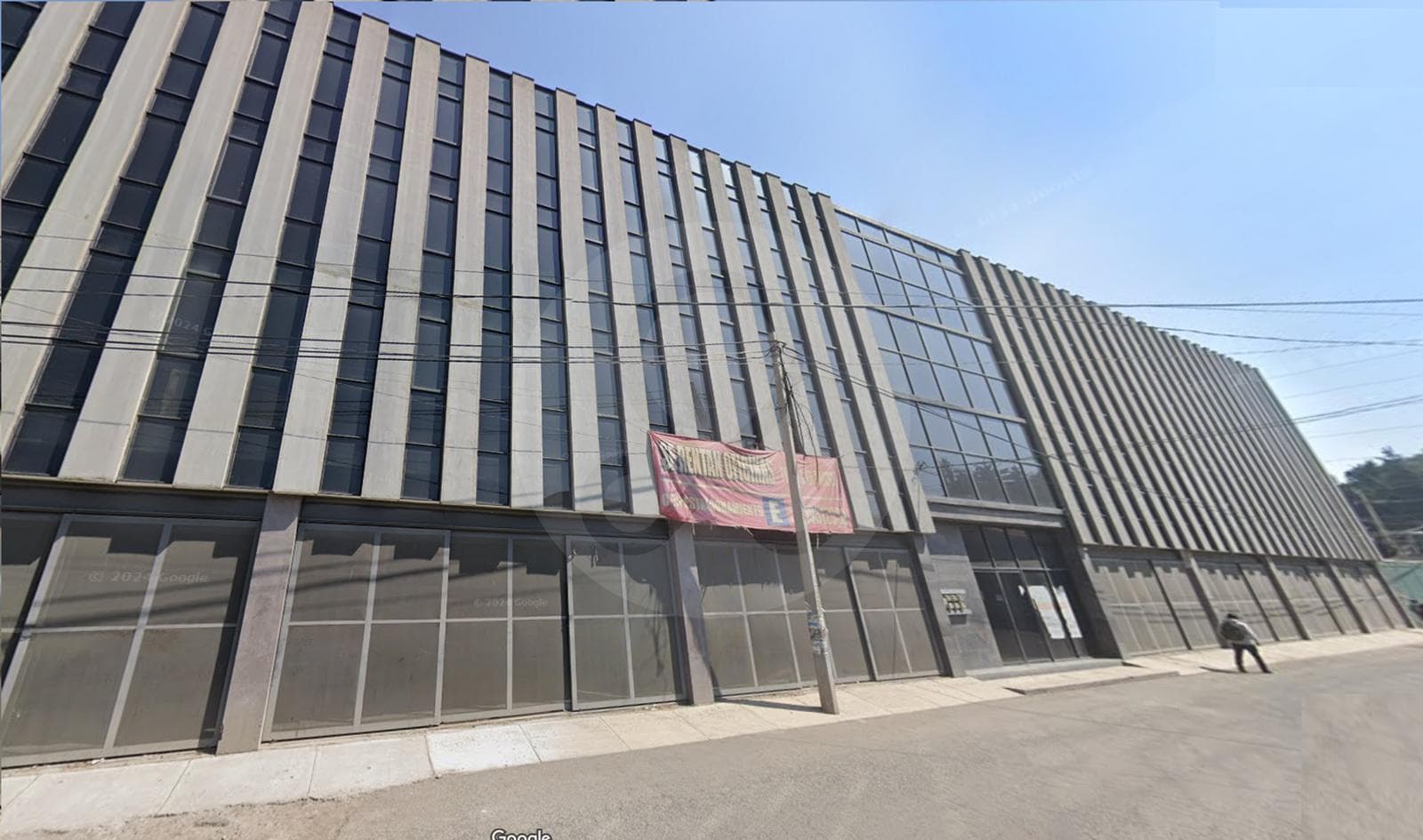 EDIFICIO EN RENTA EN LERMA. A UN COSTADO DE AVENIDA LAS PARTIDAS - 1