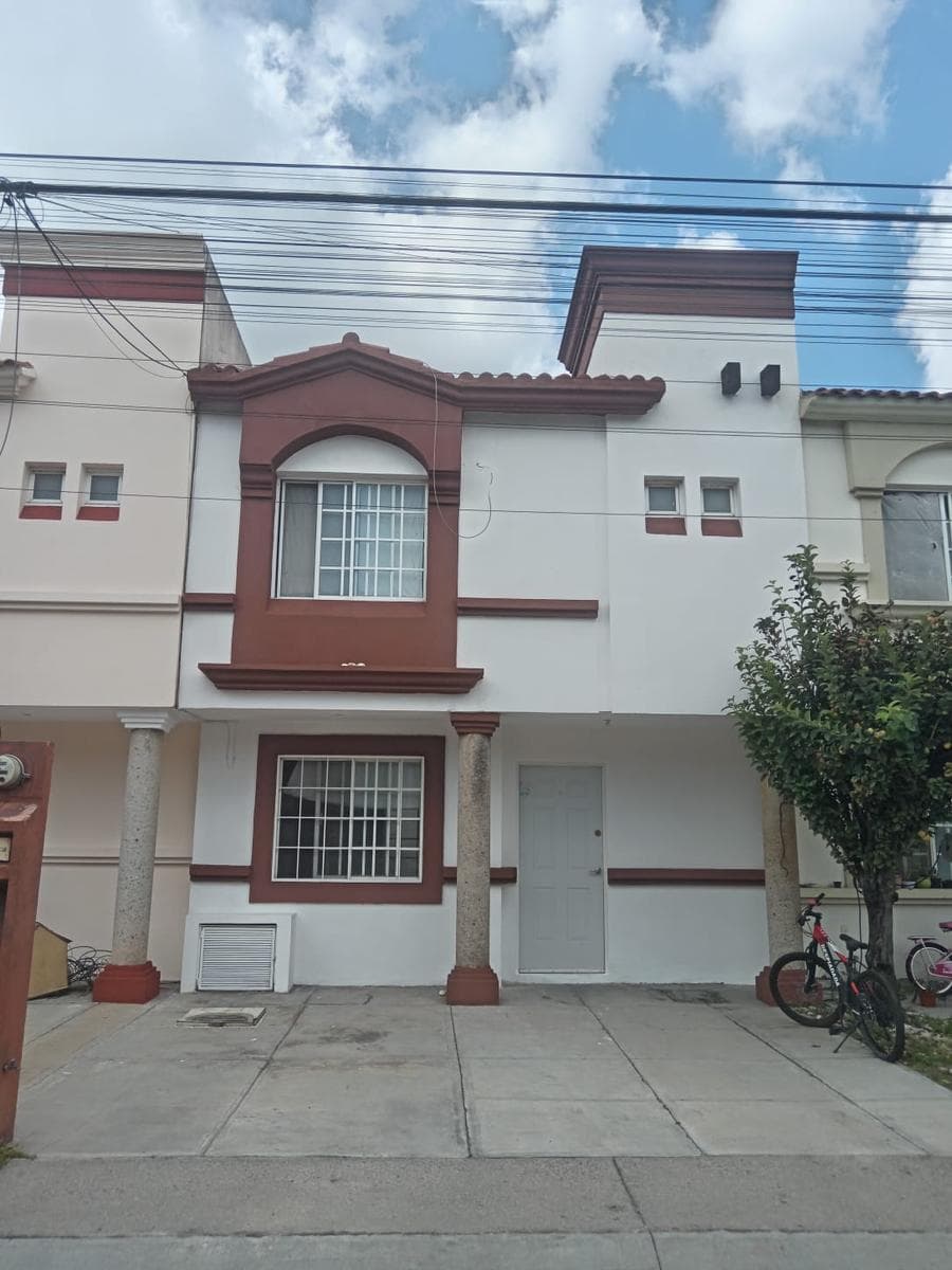 Casa en venta a minutos de Citadina - $1,750,000.00 - 1