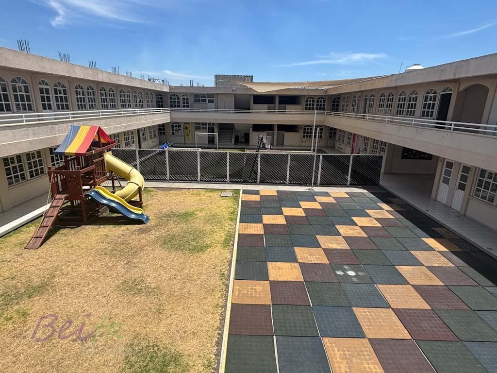 Escuela en venta - 1