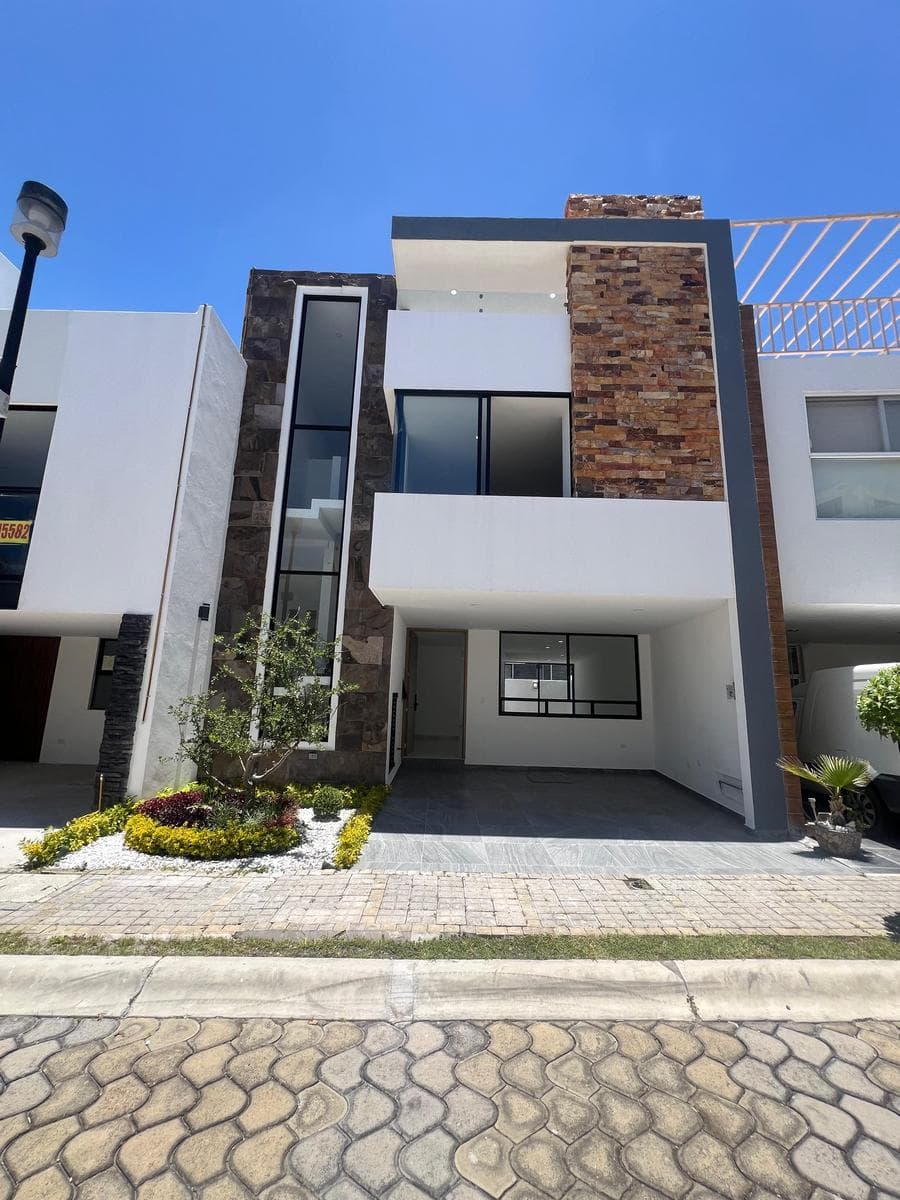 Casa en Venta en Parque Veracruz Lomas de Angelopolis III - 1