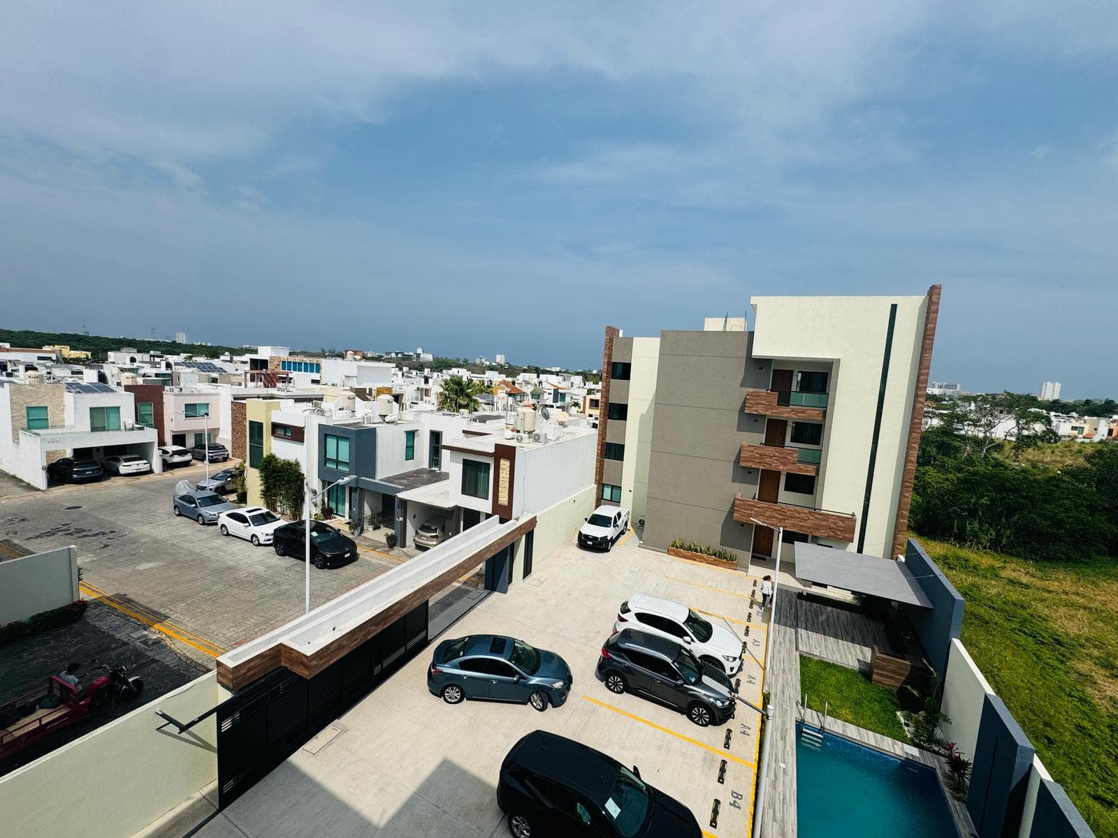 Departamentos en venta en Residencial el Marino - 1