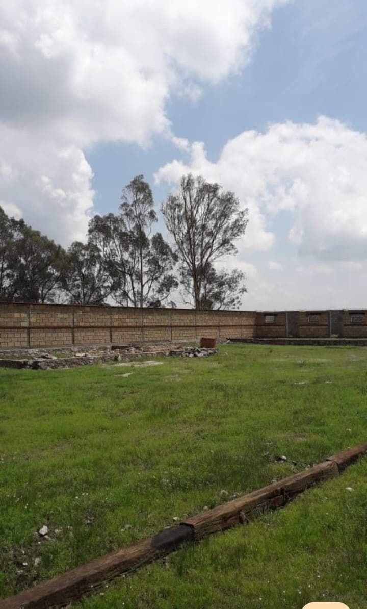 TERRENO EN VENTA - 1