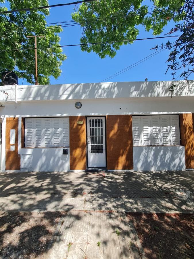 Casa - Roque Saenz Peña - 1