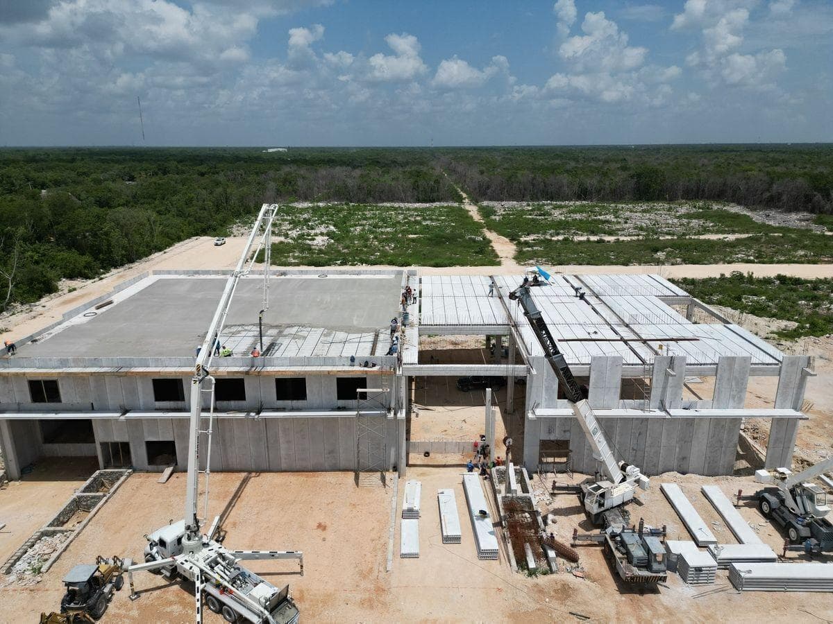 Bodegas en Venta Centro Logístico en Cancún - 1