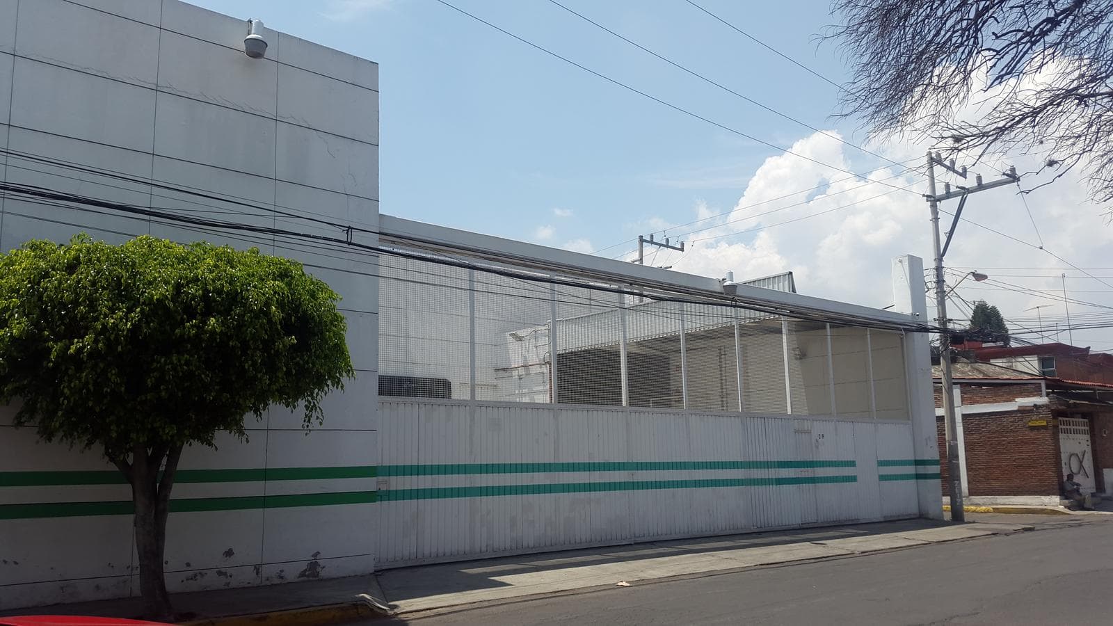 Bodega Industrial con Oficinas en Renta en Xochimilco - 1