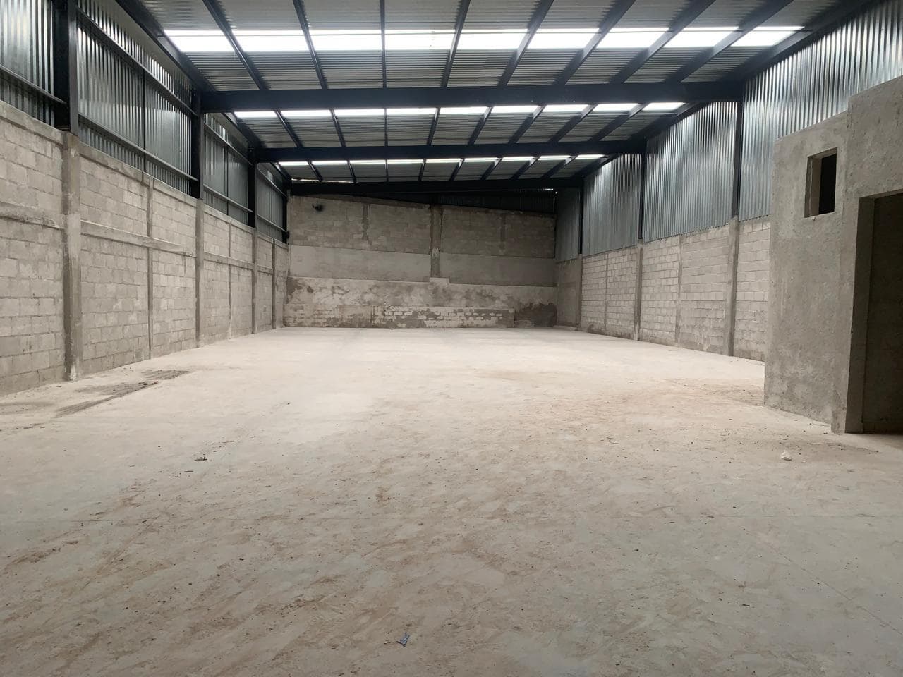 Bodega Industrial en Pueblo Santa Rosa de Jauregui - 1