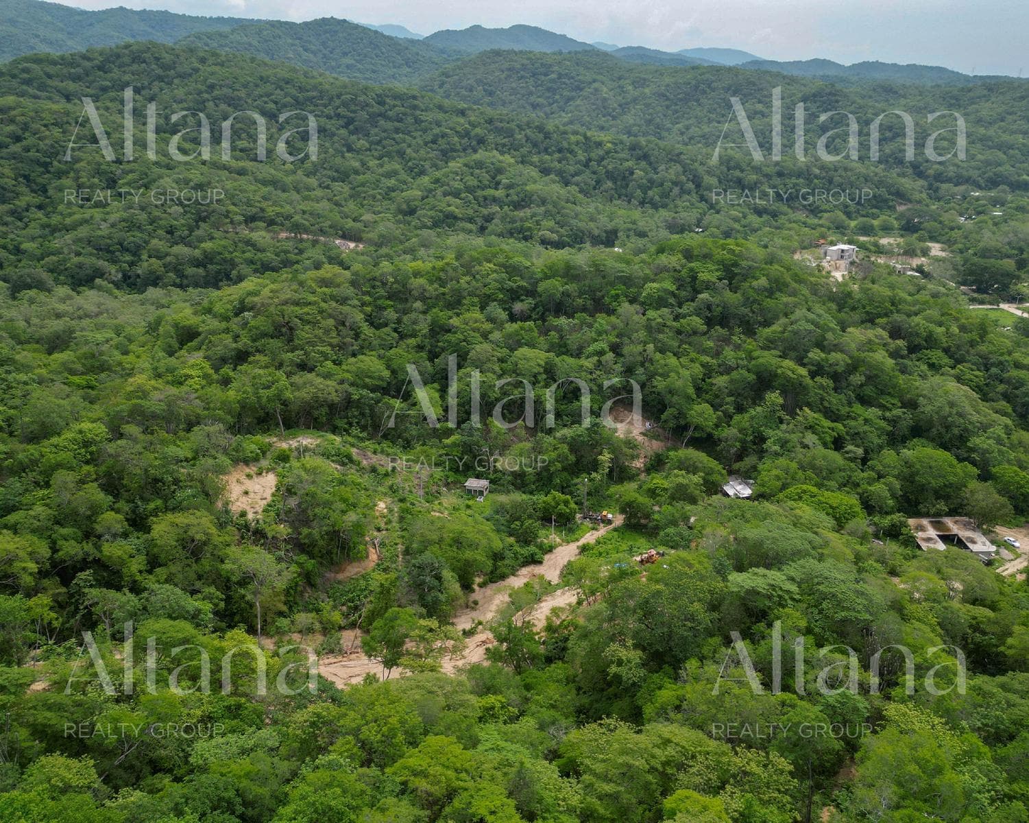 Terreno en Rancho o rancheria Río Tangolunda (La Jabalina) - 1