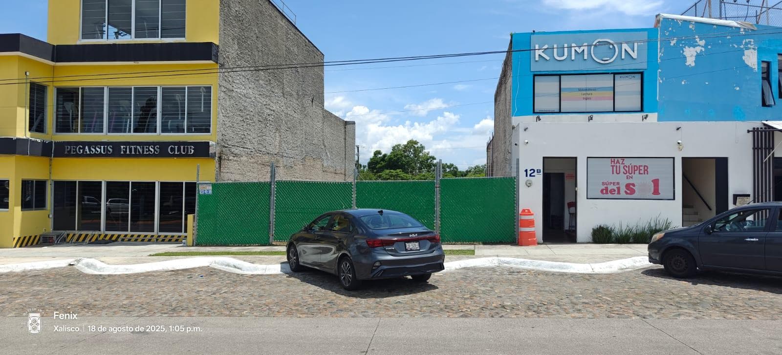 Terreno en Puerta del Sol, AV. Principal - 1