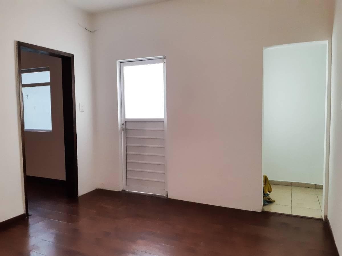 RENTA DE OFICINAS EN PLANTA BAJA, A UNA CUADRA 31 PTE Y CERCA DE ATLIXCAYOTL! - 1