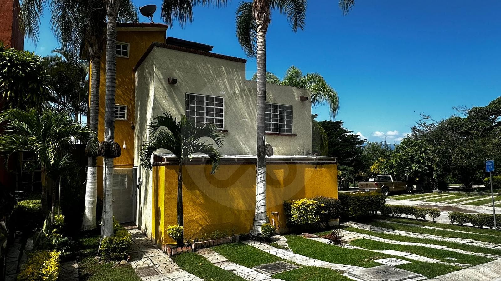 CASA EN FRACC SENDEROS DEL LAGO JOCOTEPEC JALISCO - 1