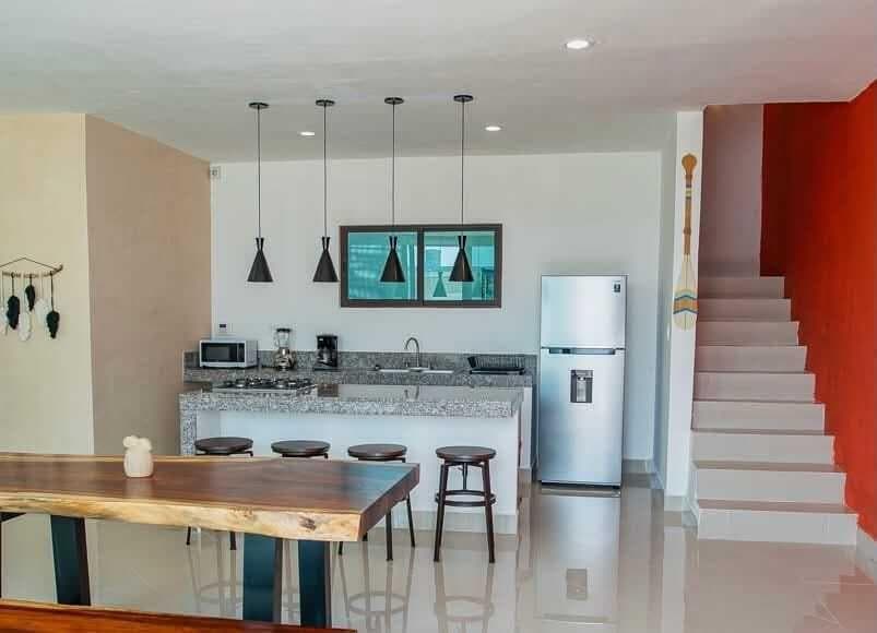 CASA EN VENTA UBICADA EN LAS PLAYAS DE CHICXULUB PUERTO. - 1