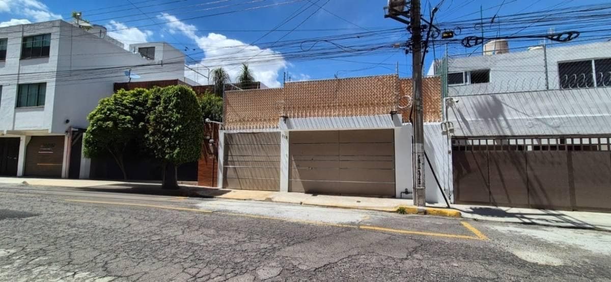 CASA EN RENTA PARA OFICINAS EN GABRIEL PASTOR! 16 DE SEPT A UNOS PASOS! - 1