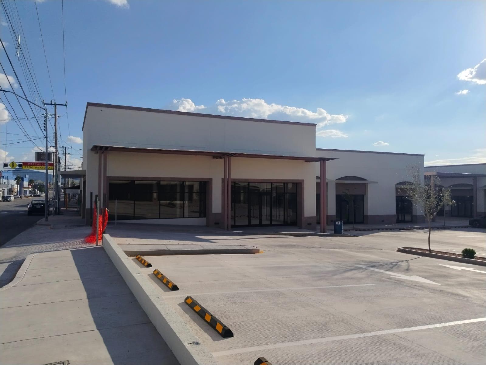 LOCAL COMERCIAL EN RENTA 249MTS, ZARCO - 1