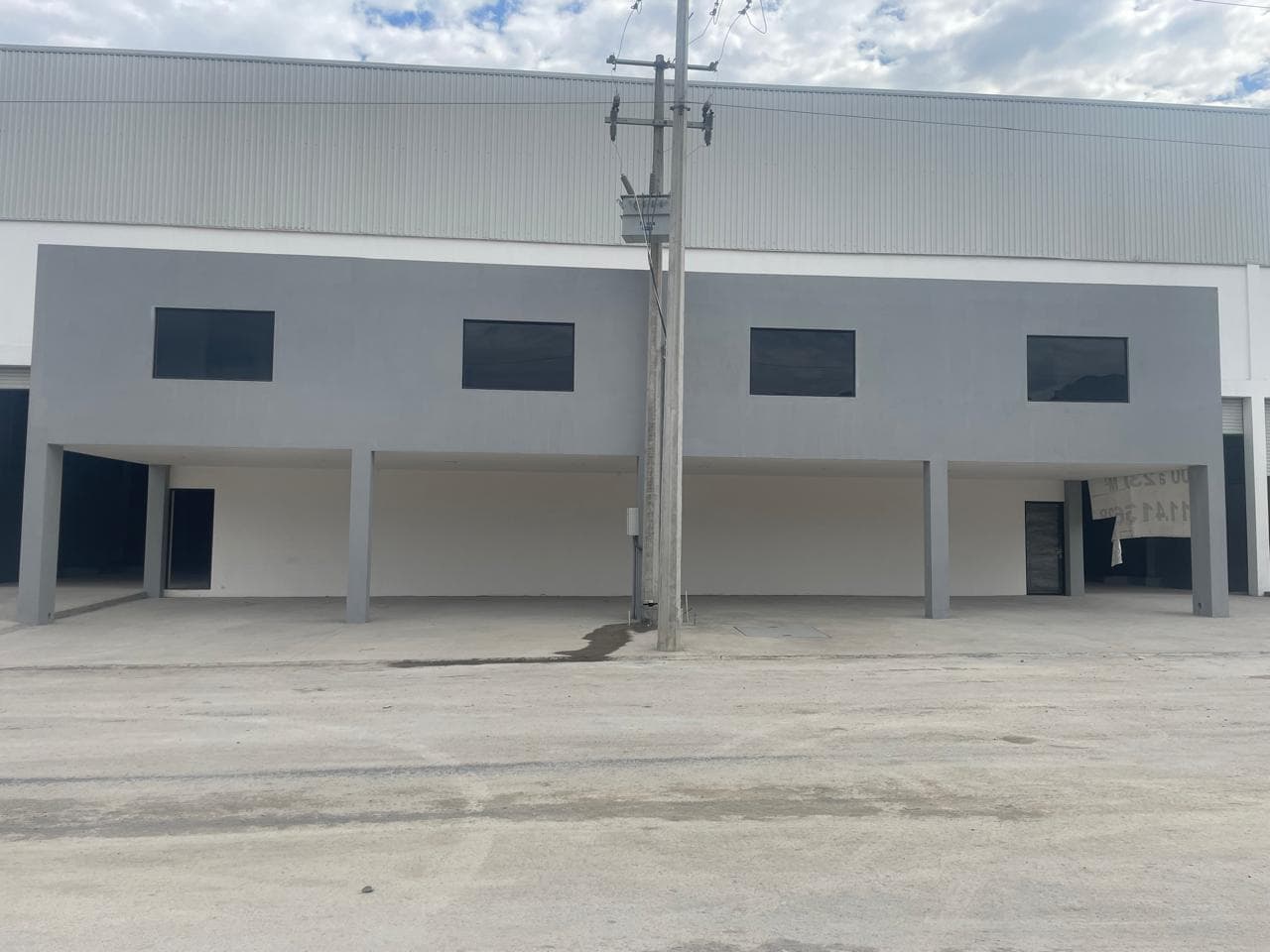 BODEGA EN VENTA EN SANTA CATARINA EN PARQUE INDUSTRIAL MAGNA PARK - 1