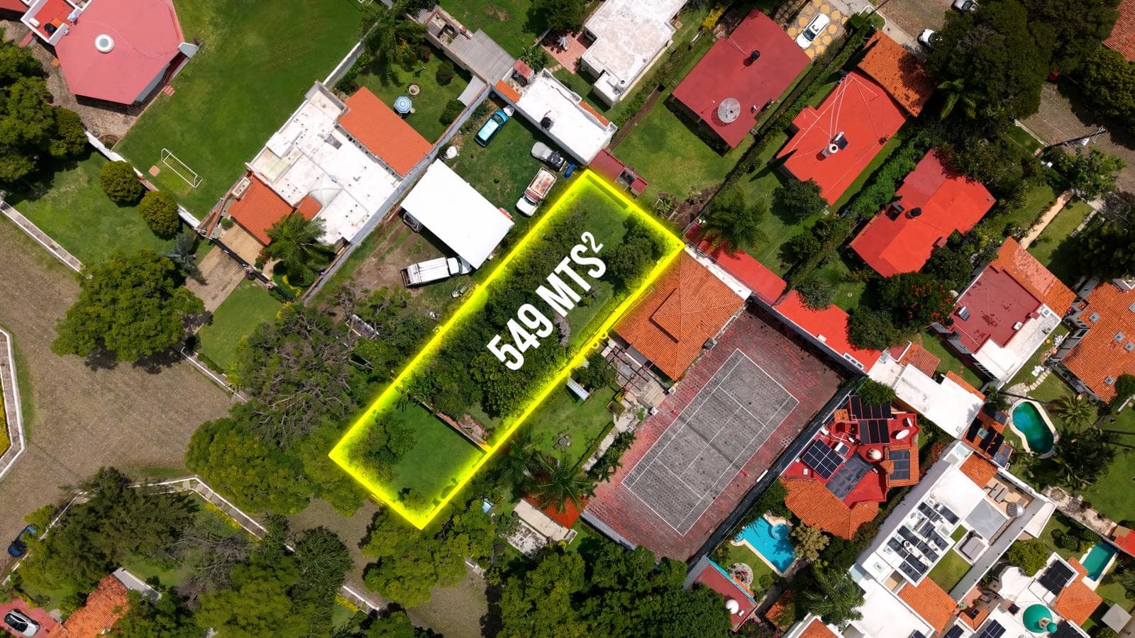Terreno en Venta en La Floresta – Vive el Encanto de Ajijic con Plusvalía Garantizada - 1