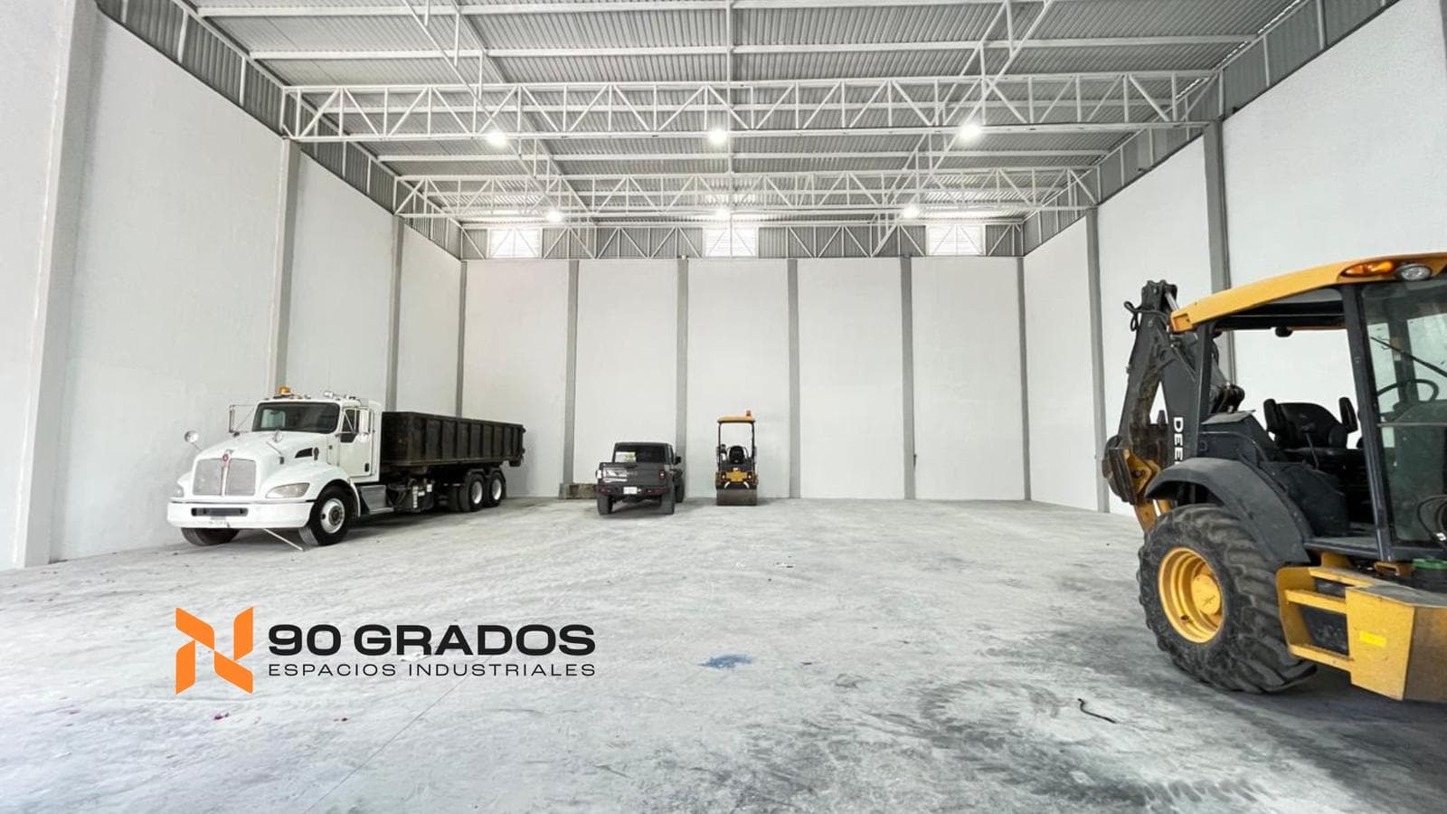 BODEGA INDUSTRIAL EN ESCOBEDO - 1