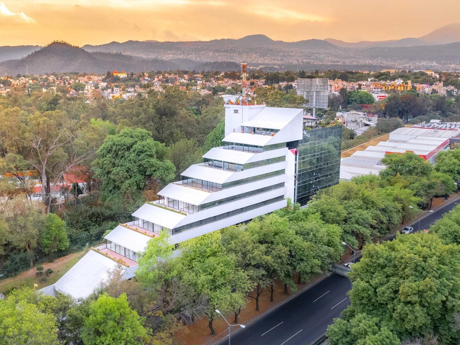 Oficinas Corporativas en RENTA - 1