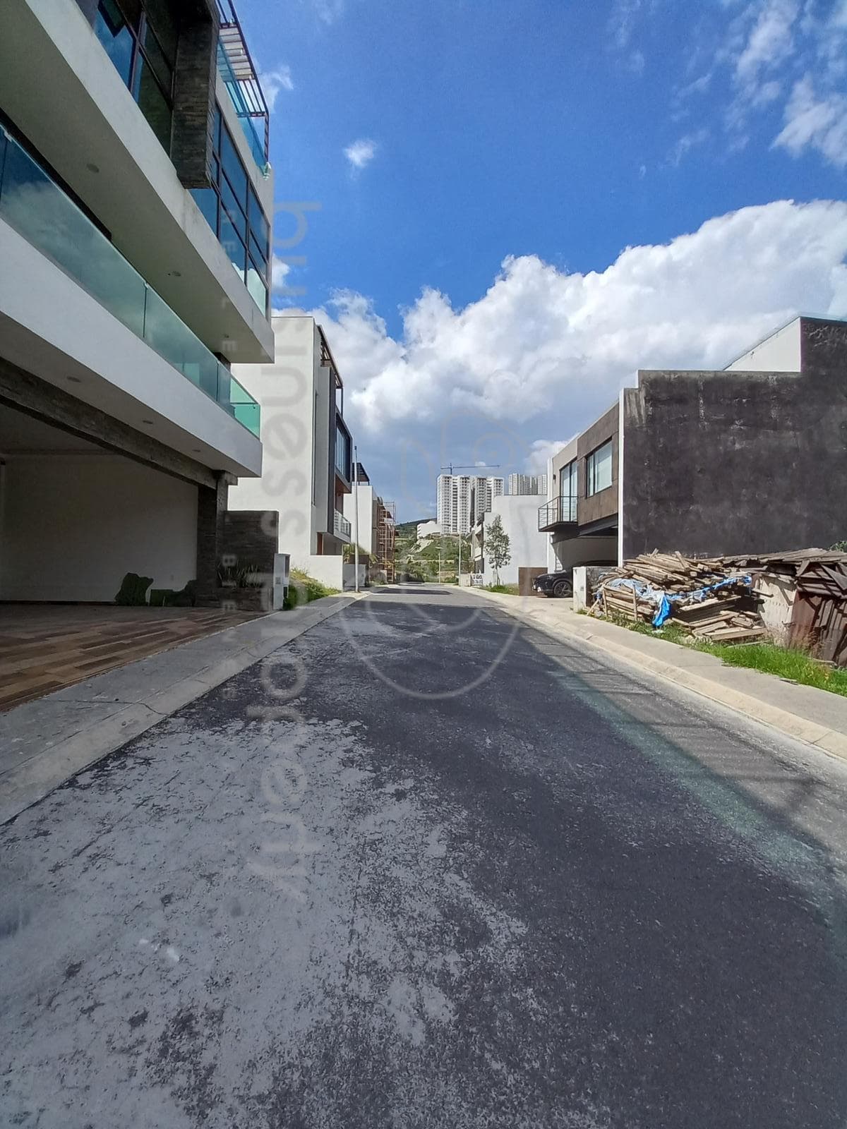 Terreno en Residencial Lago Esmeralda - 1