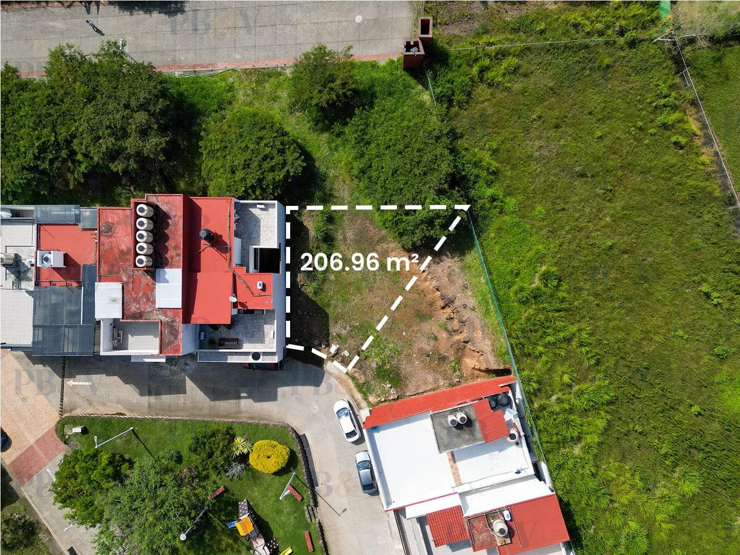 Terreno En Venta en Fracc. Imperial de las Ánimas en Xalapa, Ver. - 1