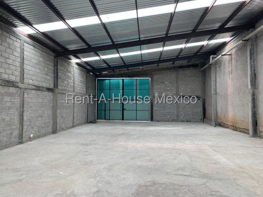 Bodega Industrial en Renta en Calle Antiguo Camino a Cuernavaca, San Miguel Topilejo RU 26-593. - 1