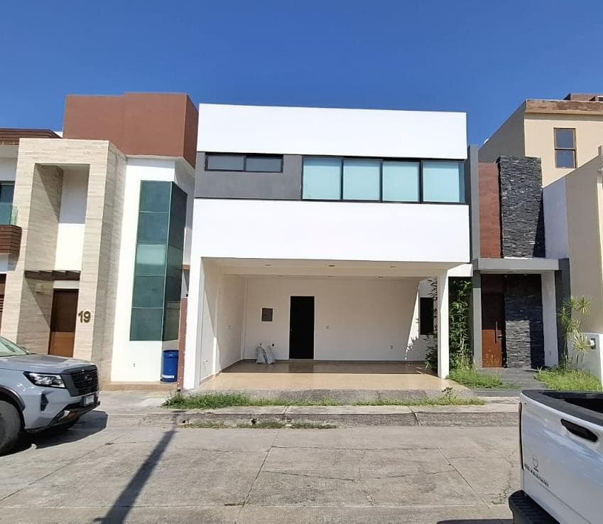 Casa en venta en Las Palmas Medellín Veracruz - 1