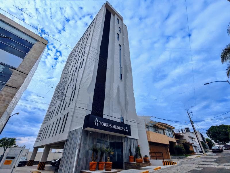CONSULTORIO MEDICO EN RENTA EQUIPADO BASICO, TORRE 4 FIFTY DOCTORS - 1