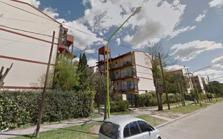 Departamento de 3 Ambientes con Balcón Campana - 1