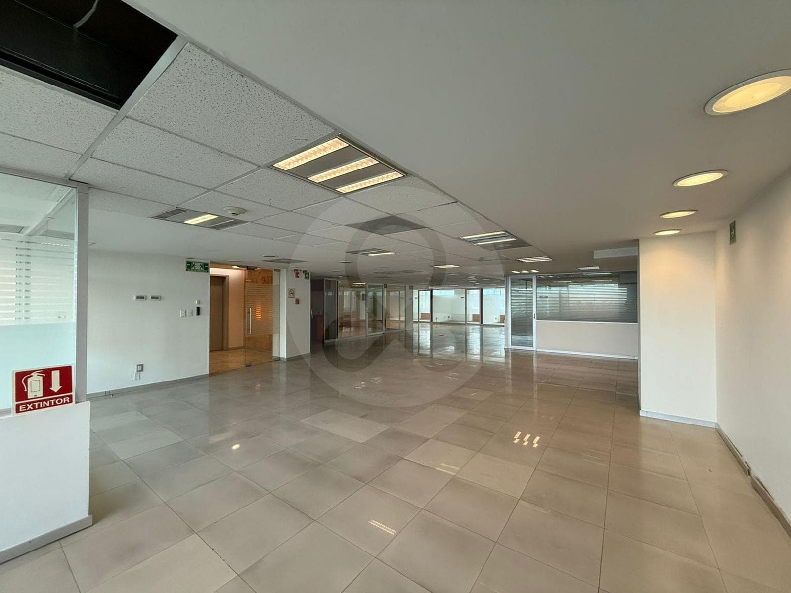 Renta de oficina 360 m2 - Insurgentes Sur Col. Florida - 1