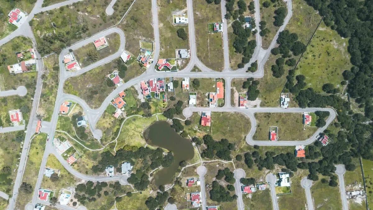 TERRENO EN VENTA EN HARAS DEL BOSQUE, EL LAGO - 1