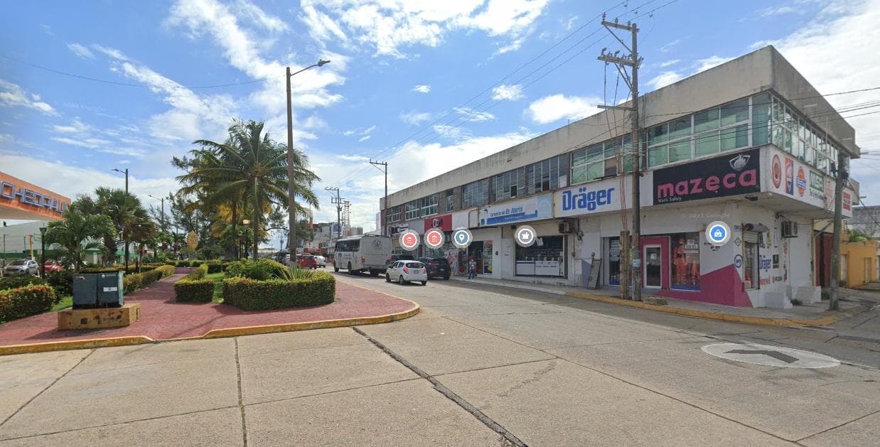 RENTA DE LOCALES EN AVENIDA INDEPENDENCIA FRENTE A CHEDRAUI I EN COATZACOALCOS, VERACRUZ - 1