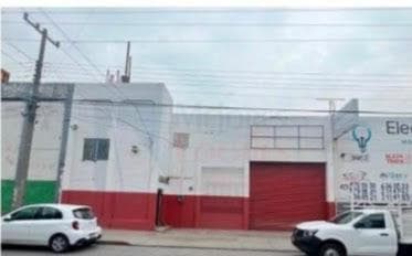 Bodega en renta en Blvr. Venustiano Carranza - 1