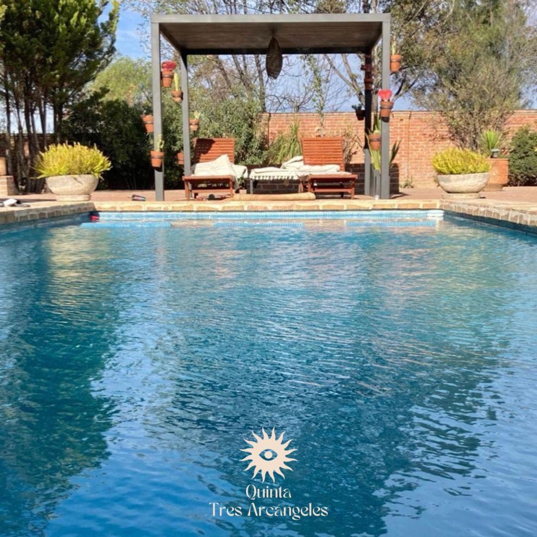 Casa de Campo Amueblada en Venta Comanja de Corona - 1